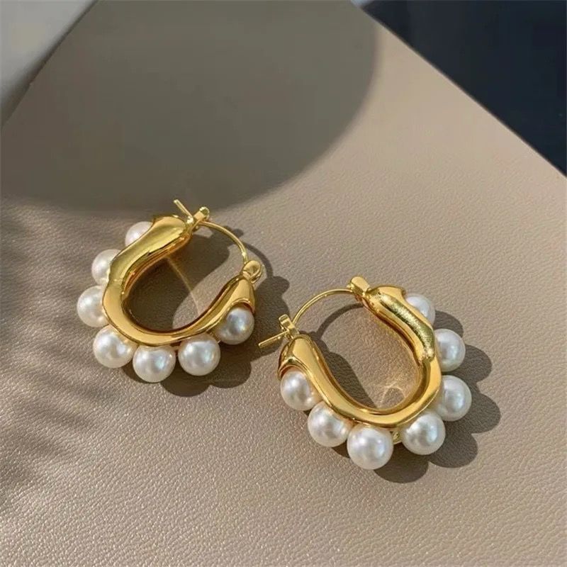 Amelia Pearl Hoop Earrings